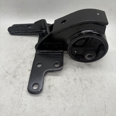 513R‑1001810‑01 Engine Mount, Motor Mounting Bracket