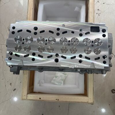 Foton 4F20TC Diesel Engine Cylinder Head Assembly, Complete Assembled Cylinder Head For 4F20TC 2.0T Pickup Engine Replacement